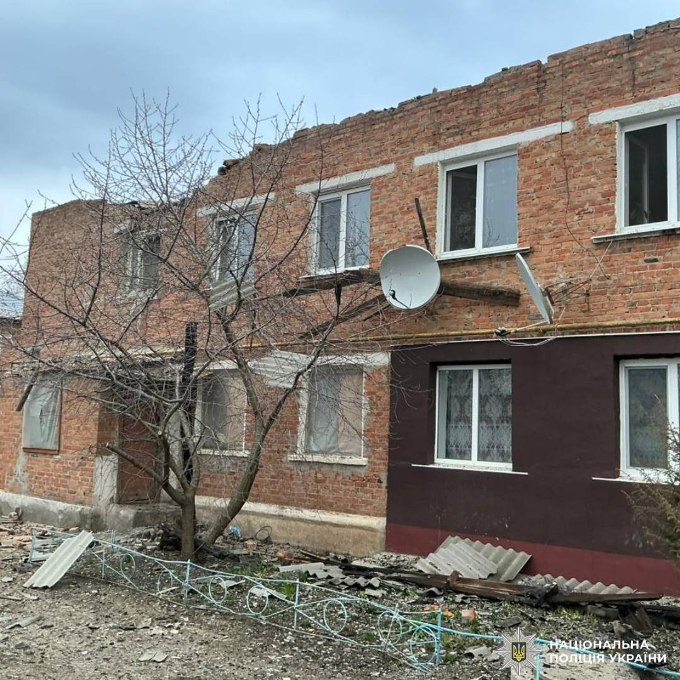 Поліція показала наслідки російських обстрілів у Харкові та області